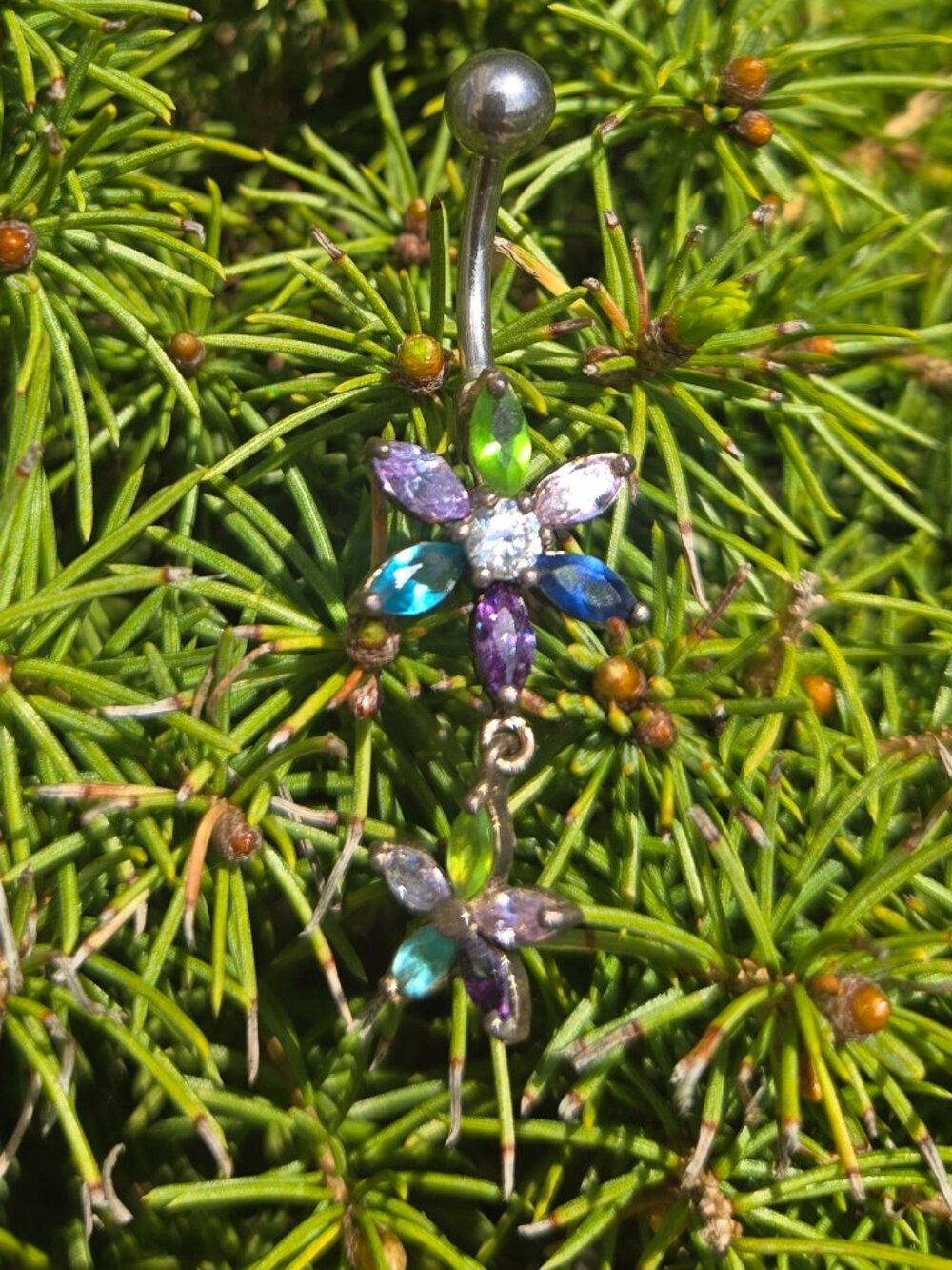 Flower chain belly button ring - Picture 1 of 3